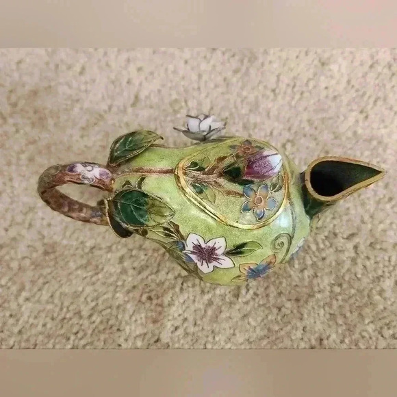 Cloisonné 3D Ornate Green Pear Pitcher Teapot- Decorative Only RS - Picture 2 of 5